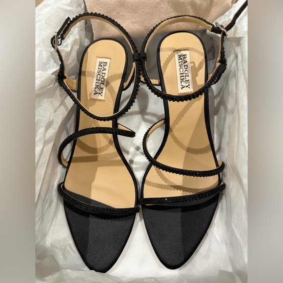 NWT: Badgley Mischka Julianna Black Satin Strappy Heels new in box with dust bag - Picture 12 of 14